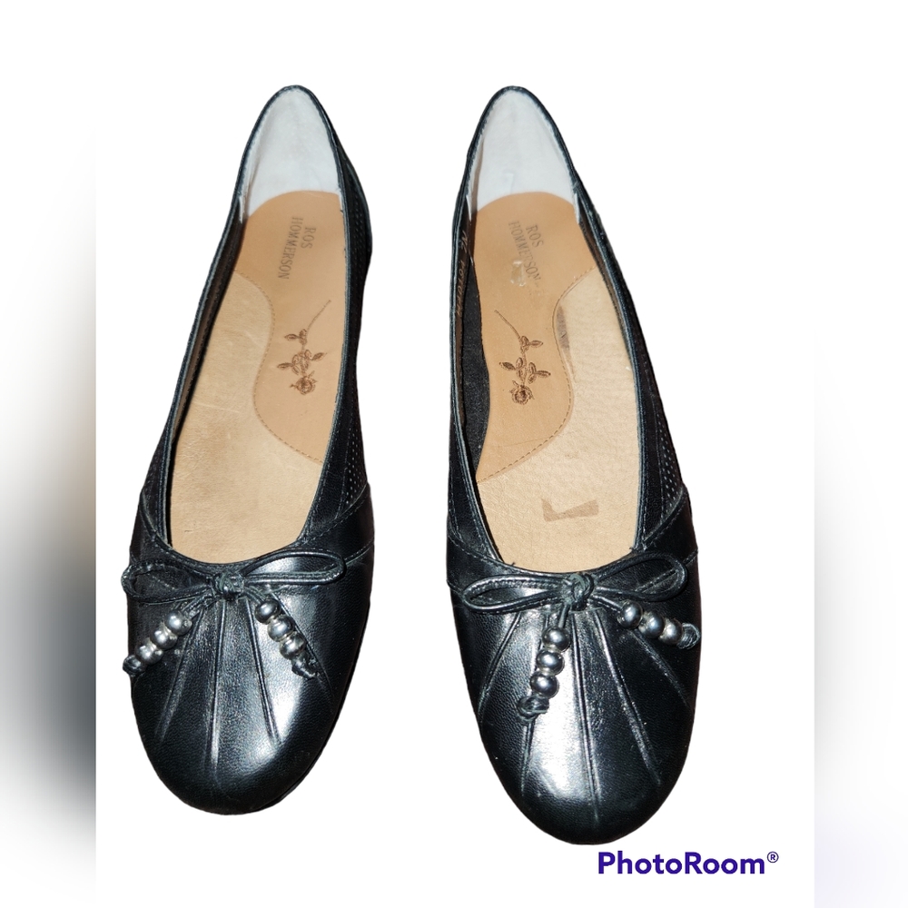 Ross Hommerson flats Size 7M